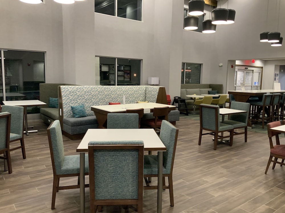 Hampton Inn & Suites Canal Winchester Columbus - photo 14