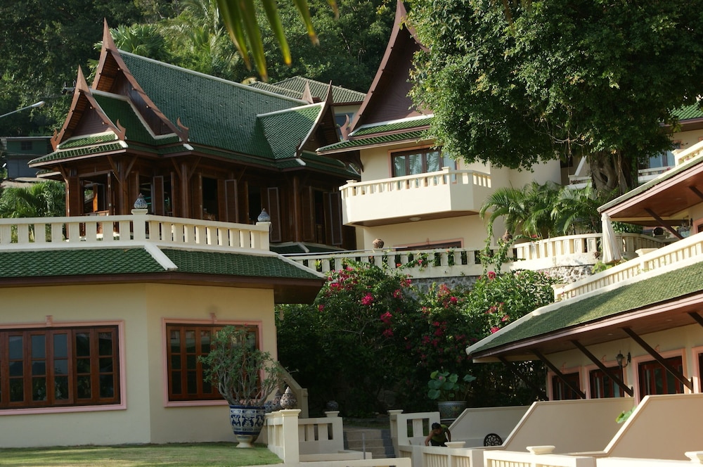 Prince Edouard Apartments & Resort Patong Beach Phuket — 4-Star Luxury Hotel in Phuket, Thailand