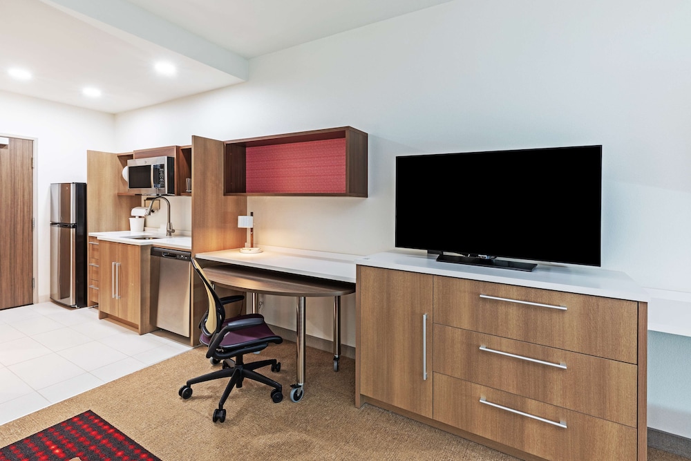 Home2 Suites by Hilton Weatherford - photo 14