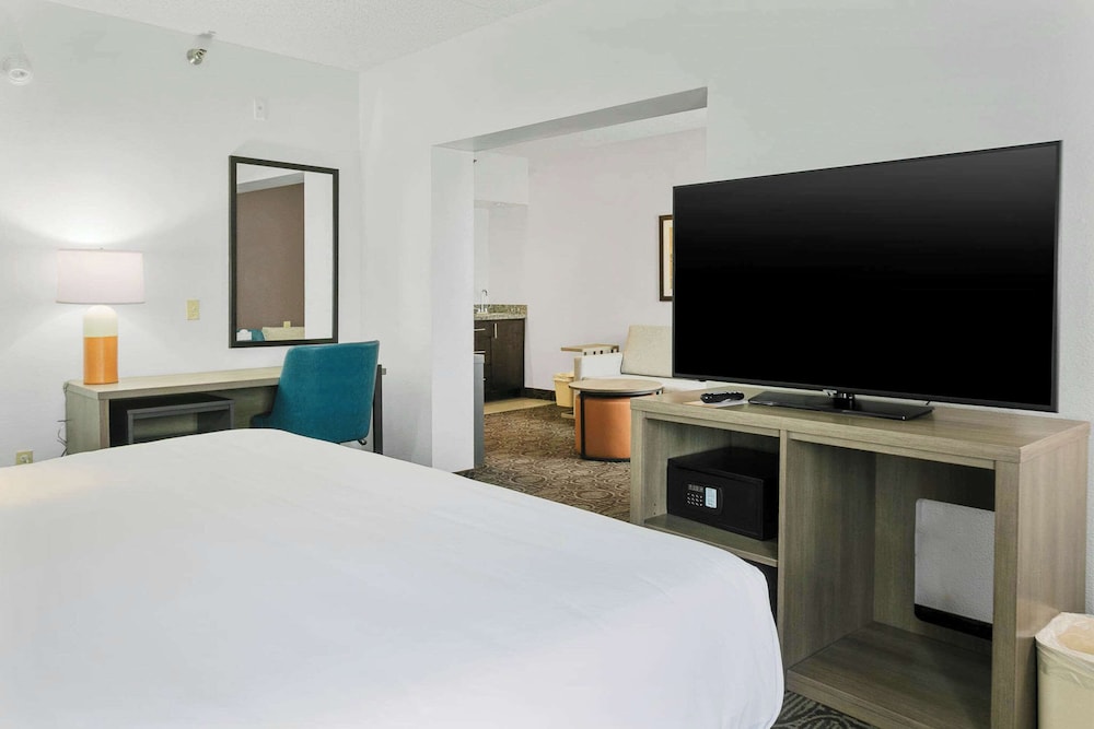 Comfort Inn Chandler Phoenix South I 10 - photo 24