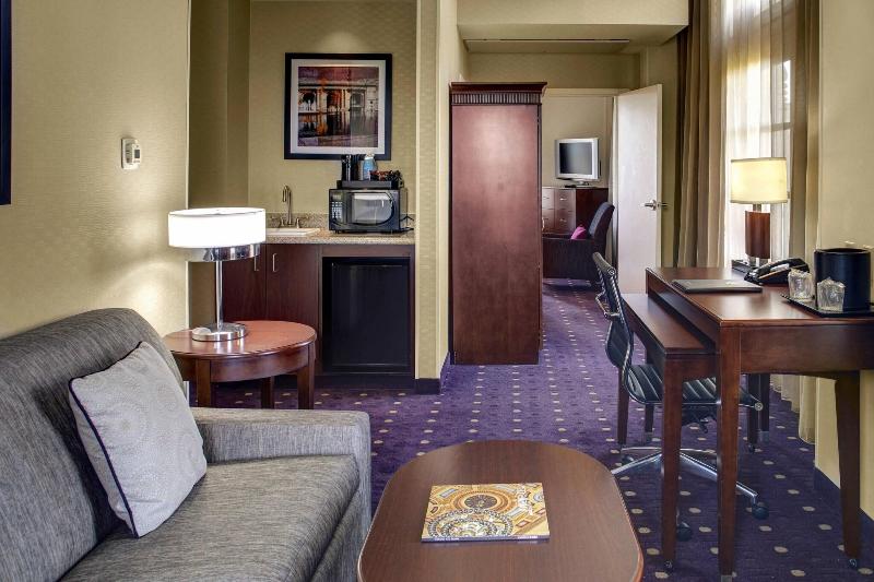 Courtyard by Marriott Kansas City Country Club Plaza - photo 23