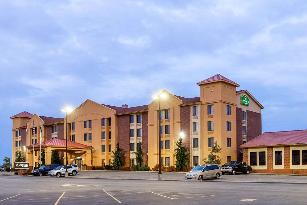 La Quinta Inn & Suites Summersville New River National Park - photo 5