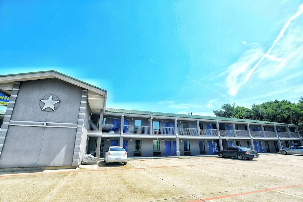 Hotel Shenandoah Woodlands Mall - photo 6