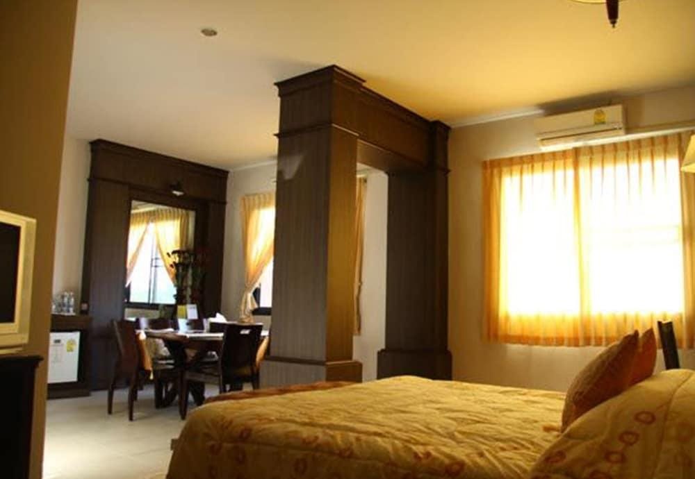 LJ the Emerald Hotel — hotel in Amnat Charoen