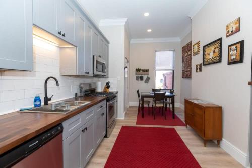 Historic & Sophisticated Walk to Casino Stadiums in Pittsburgh, United States