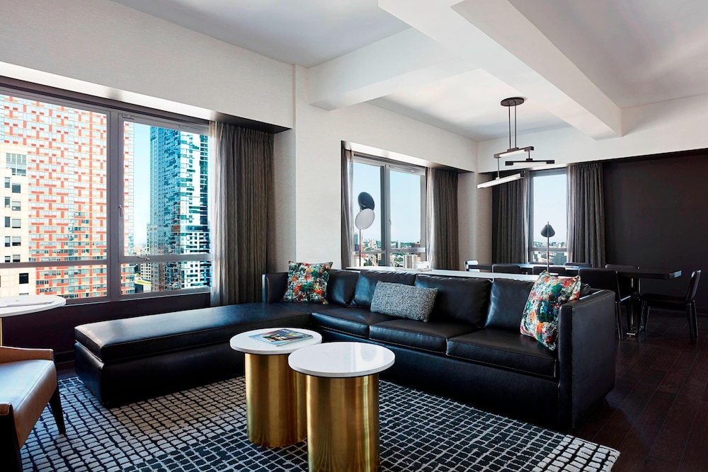 New York Marriott at the Brooklyn Bridge - photo 30