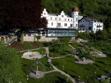 Schlosshotel Freisitz Roith — hotel in Gmunden