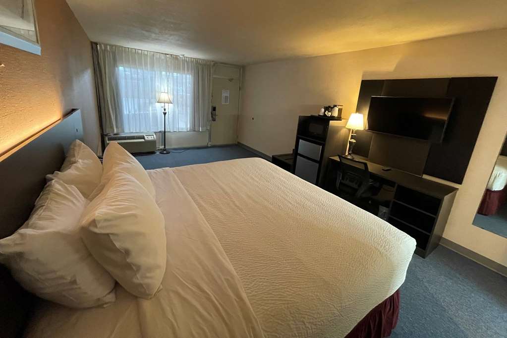 Baymont by Wyndham Stillwater - photo 7