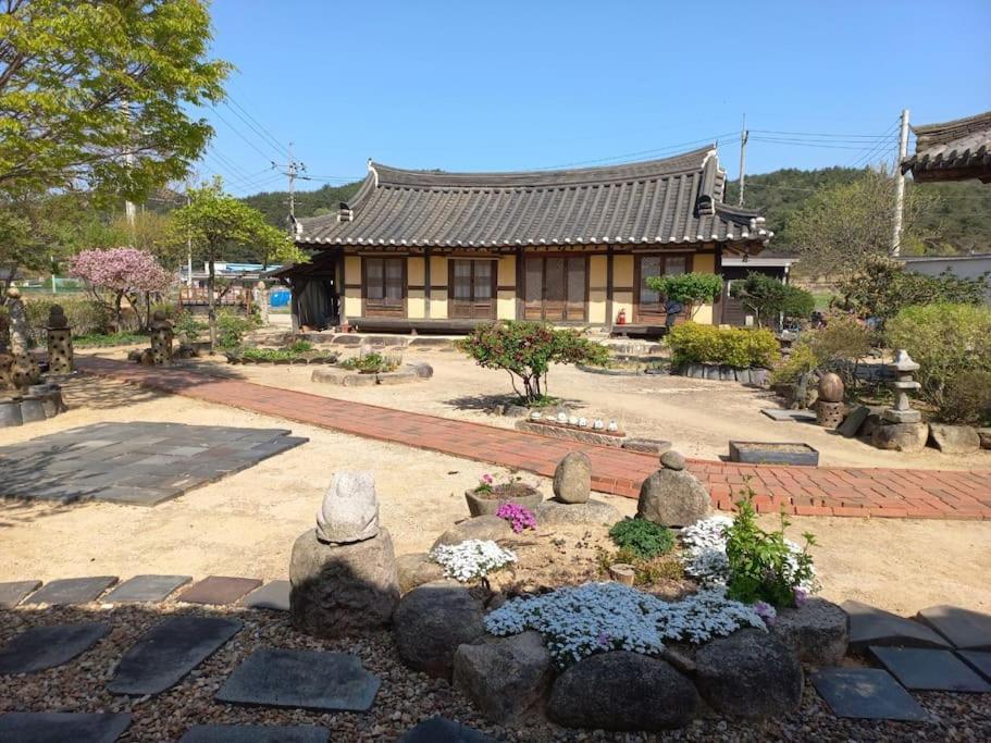 Yasun Gallery in Gyeongju, South Korea