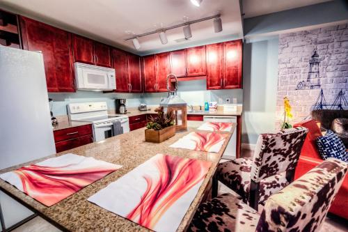 Laketown Wharf 535 By Aneliya - photo 14