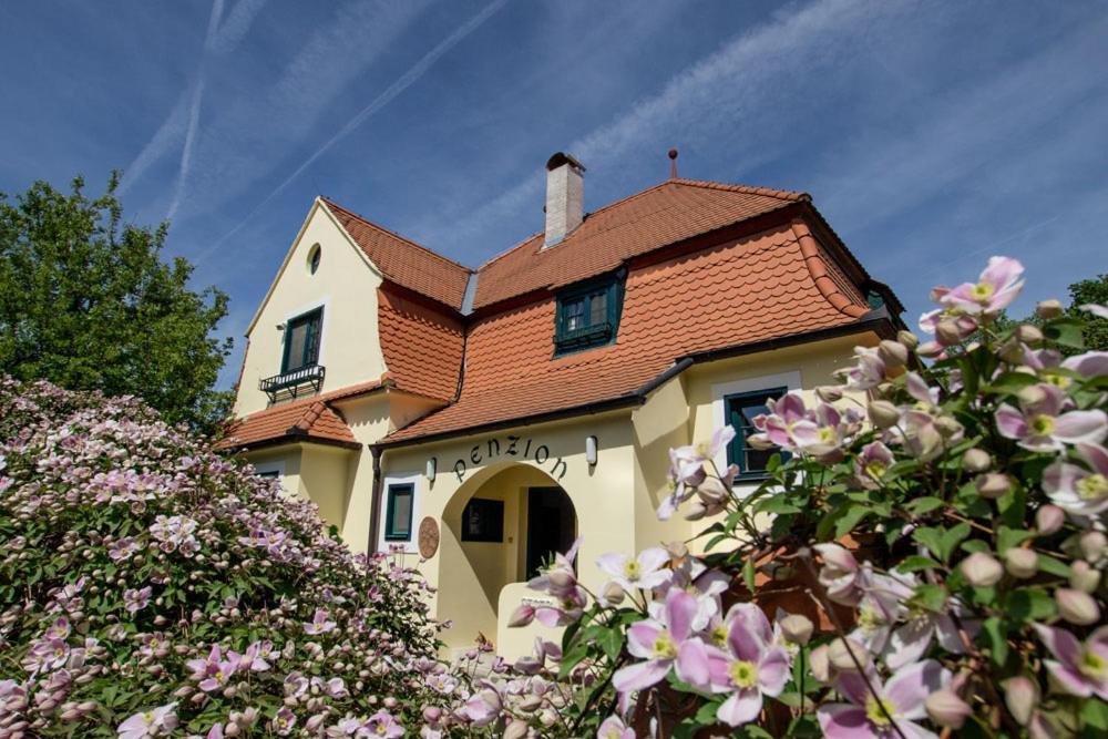 Lichtenstejnske Domky — 4-Star Luxury Hotel in Lednice, Czech Republic