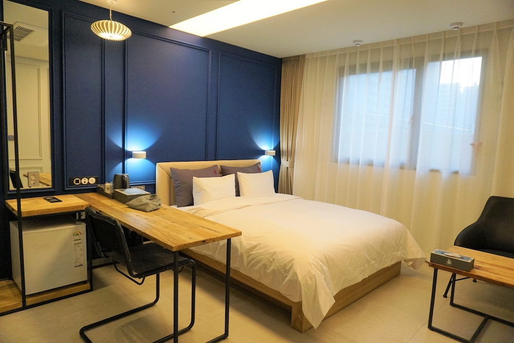 Yeoubi Hotel in Changwon, South Korea