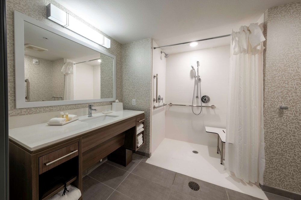 Home2 Suites by Hilton Portland Hillsboro - photo 44