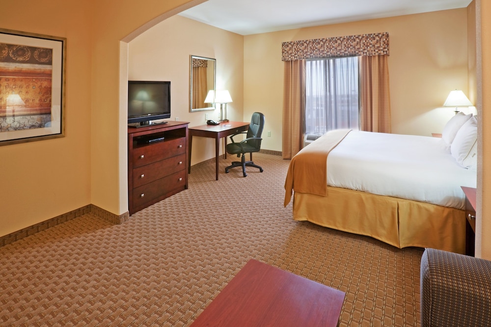 Holiday Inn Express Hotel & Suites GUYMON by IHG - photo 9