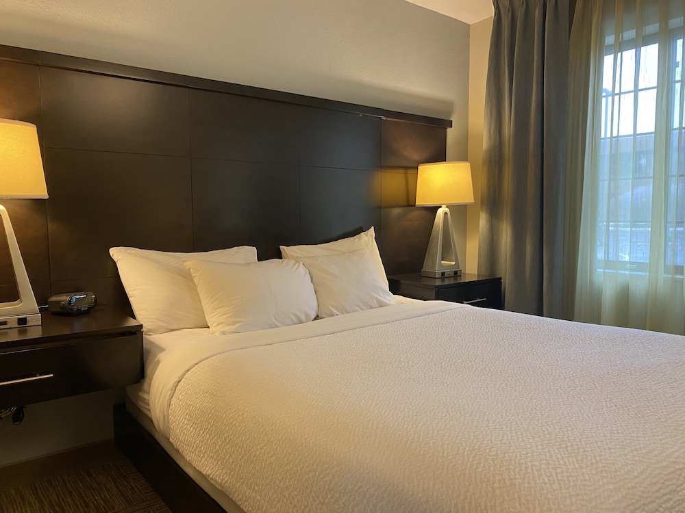 Staybridge Suites Liverpool Syracuse by IHG - photo 11