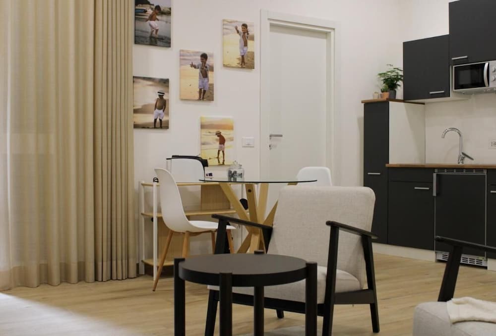 Sorelle Costa Apartments Apt 1 — 4-Star Luxury Hotel in Caserta, Italy