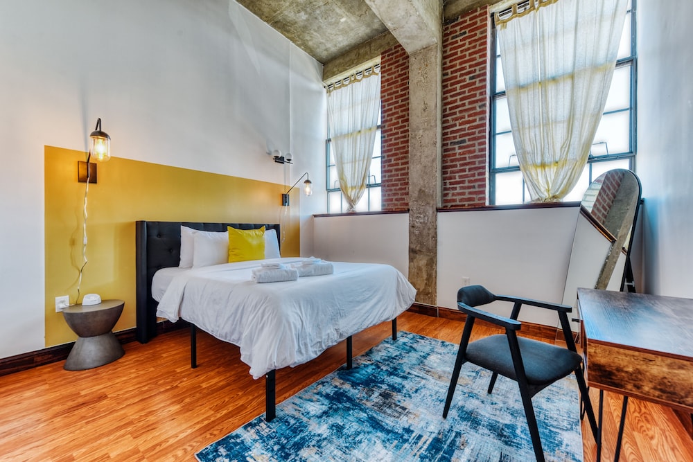 Sosuite at Independence Lofts - photo 7
