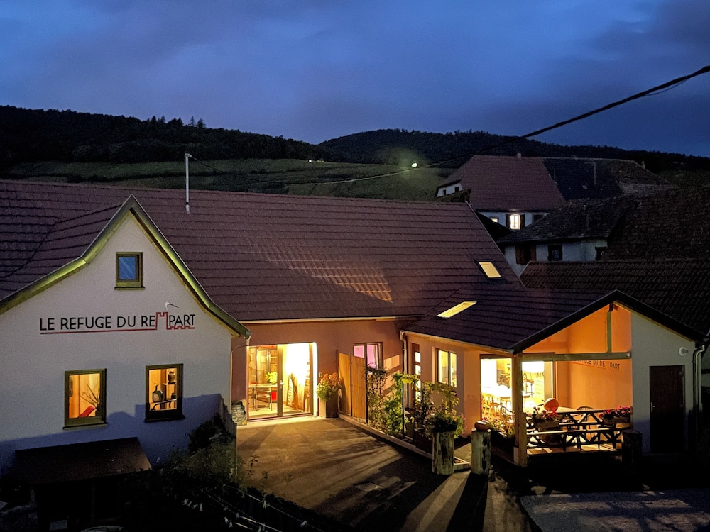 Le Refuge du Rempart — hotel in Saint-Maurice