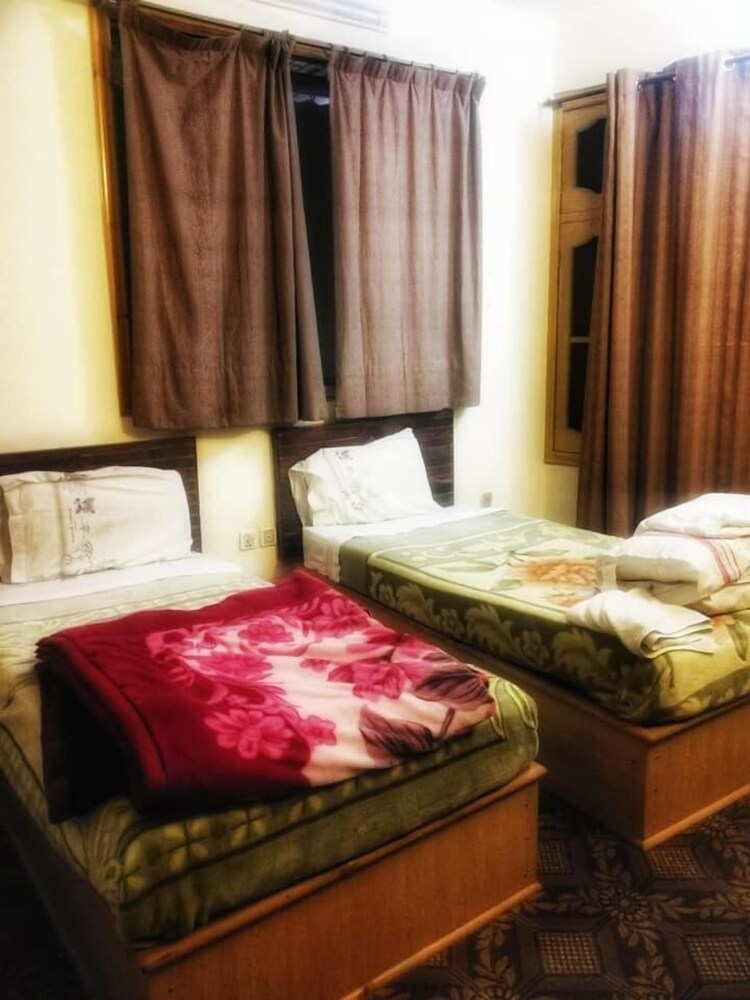 Al Barakaat Hotel — Gilgit — photo 5