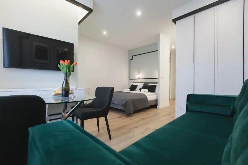City Break Atelier Praga Apartamenty — 4-Star Luxury Hotel in Warsaw, Poland