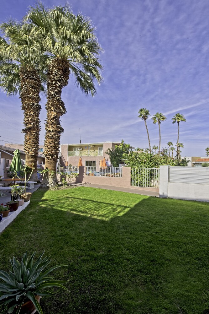 Inn at Palm Springs - photo 36