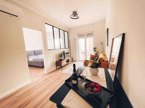 Design Apartment Recently Renovated — 4-Star Luxury Hotel in Milan, Italy