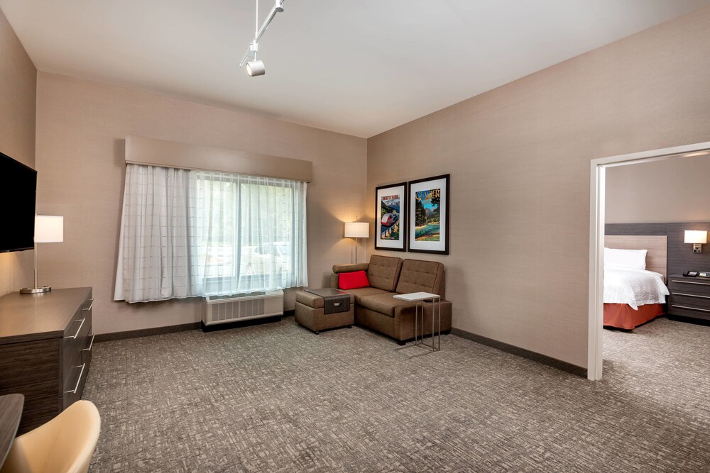 TownePlace Suites by Marriott Whitefish Kalispell - photo 11