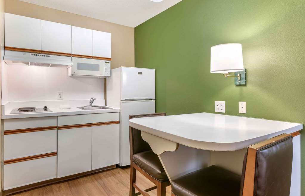 Extended Stay America Select Suites Phoenix Mesa West - photo 28