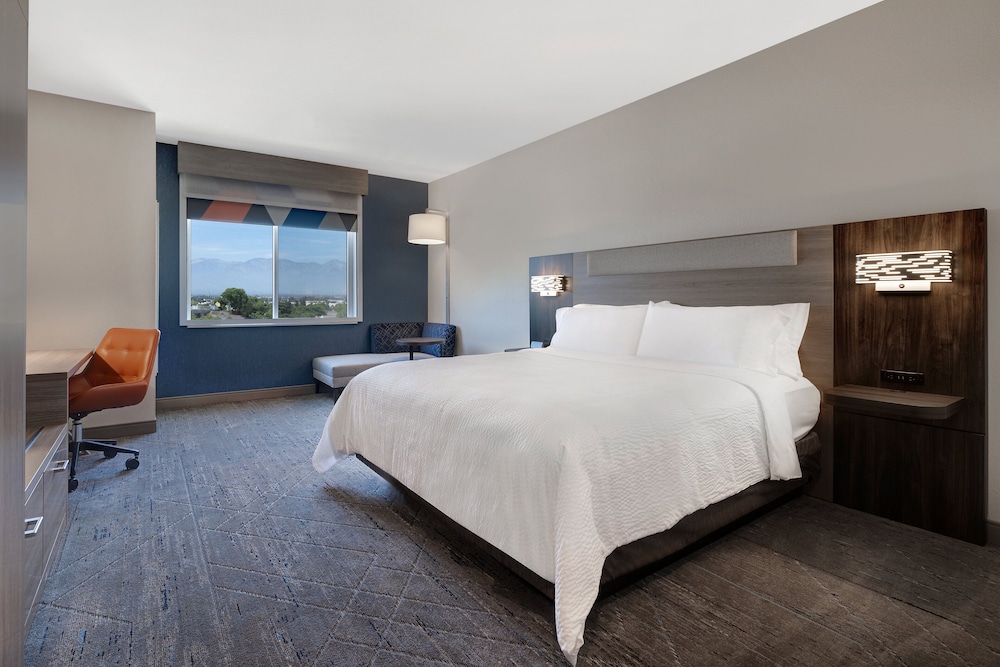 Holiday Inn Express & Suites Ontario Chino Hills by IHG - photo 15