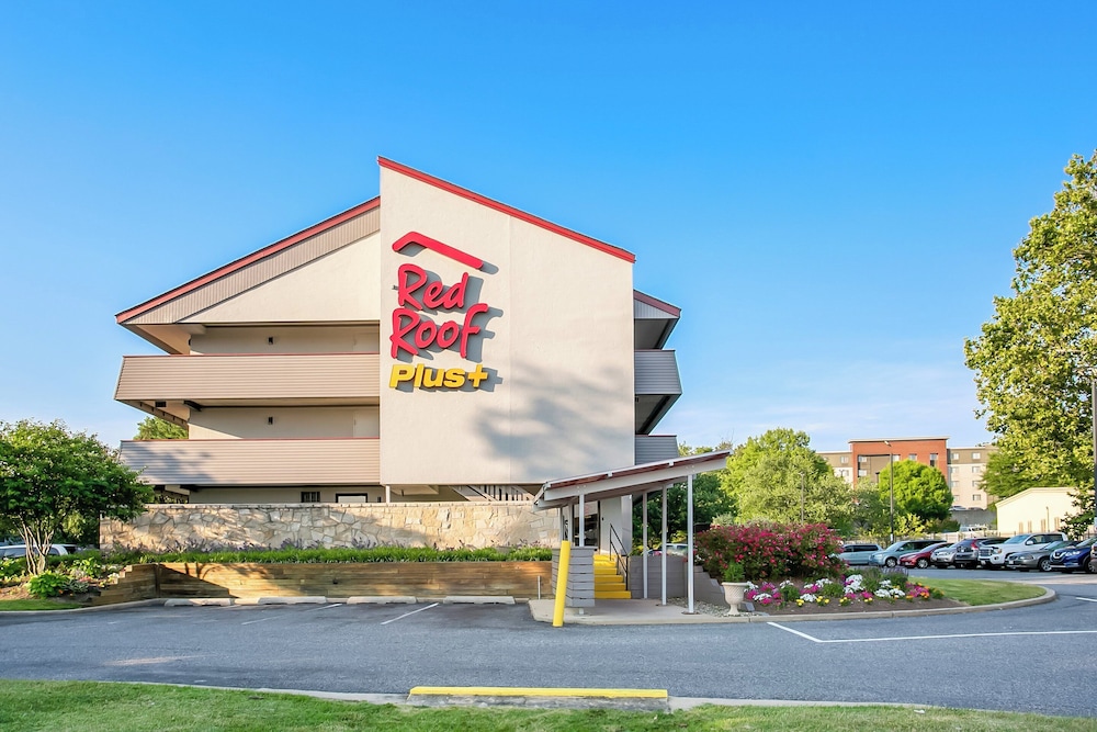 Red Roof Inn PLUS Baltimore Washington DC BWI Airport - photo 27