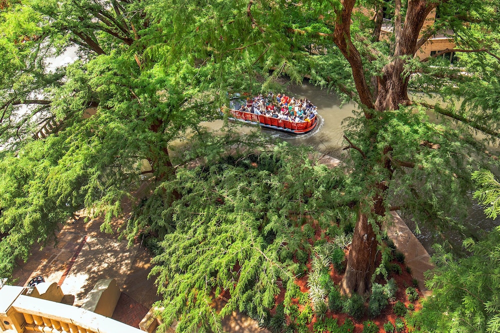 The Westin Riverwalk San Antonio - photo 4