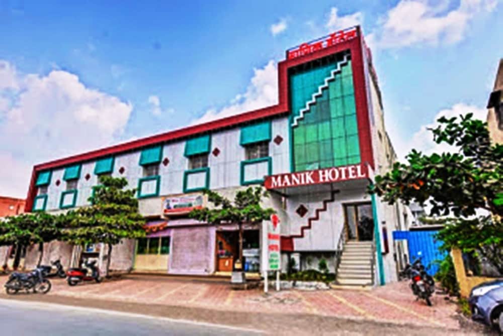 Hotel Manik in Aurangabad, India