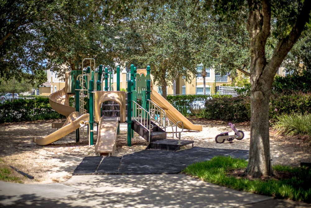 8105 Coconut Palm Way #305 - photo 18