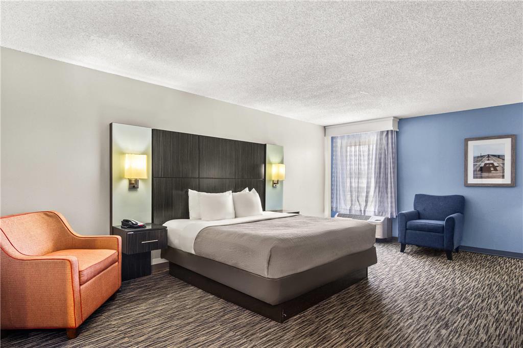 Quality Inn Jacksonville Orange Park near Naval Air Station - photo 32
