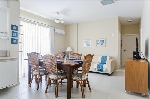 Cond frente mar com piscina 15m da praia — 4-Star Luxury Hotel in Florianopolis, Brasil