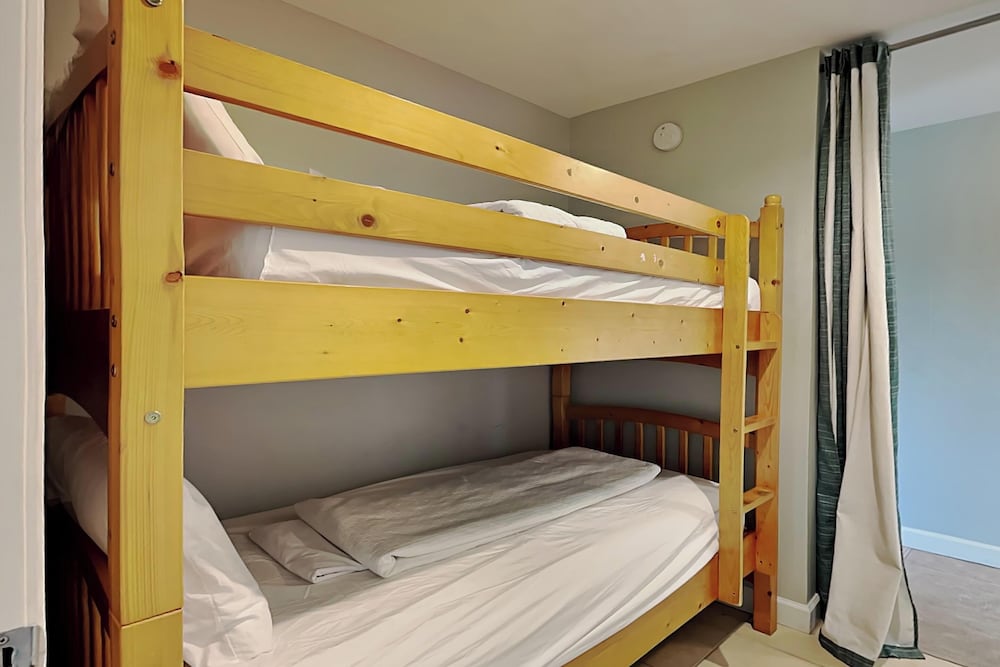 Beach Resort #202 - photo 8