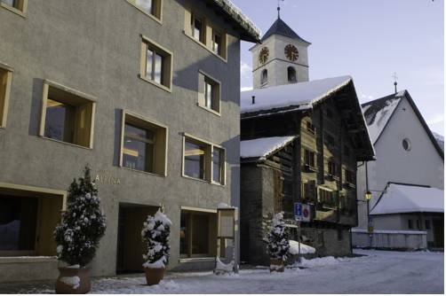 Hotel Alpina — hotel in Vals Platz