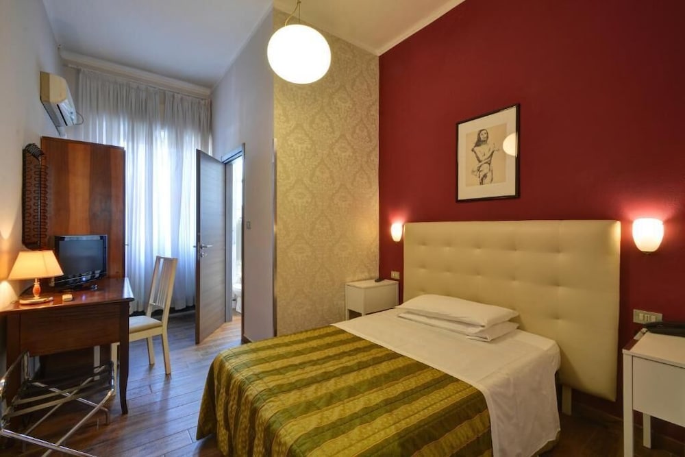 Hotel Universo - last minute hotel in Turin