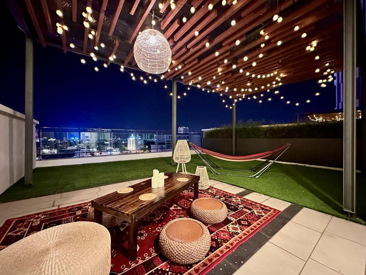 The Shore Residences Melaka By Short Escape — 4-Star Luxury Hotel in Malacca, Malaysia