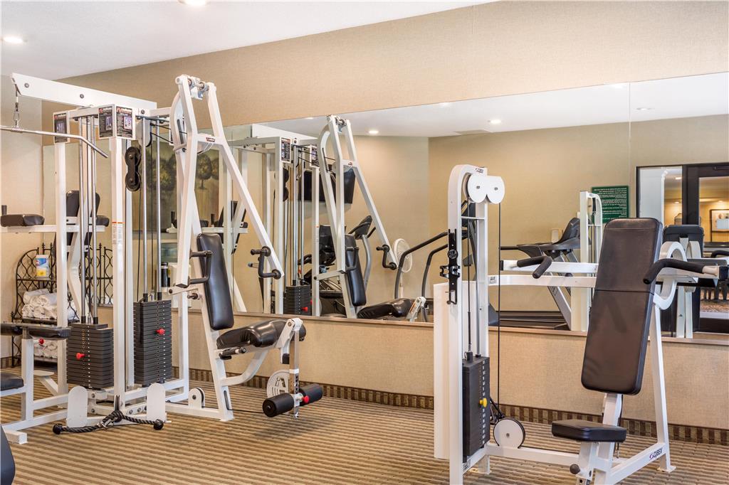 Best Western Plus Valdosta Hotel & Suites - photo 46