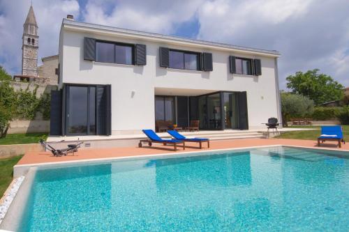Villa Anna — 4-Star Luxury Hotel in Visignano, Croatia