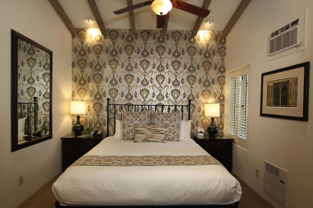 Cypress Inn - photo 35