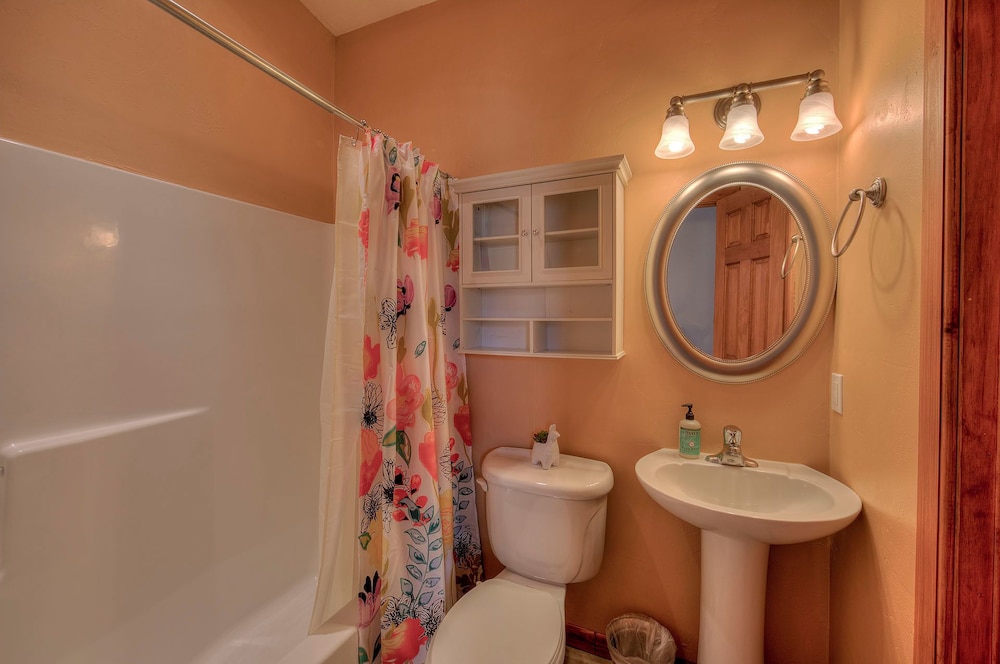 Cali Cochitta Vacation Rentals - photo 48