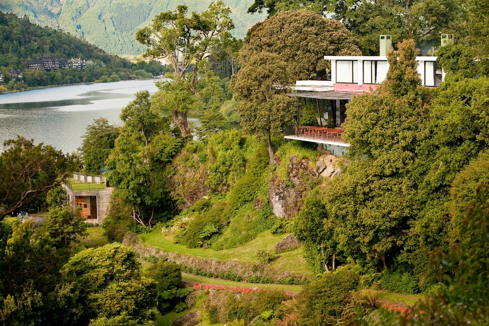 Hotel Antumalal — Pucon — photo 2