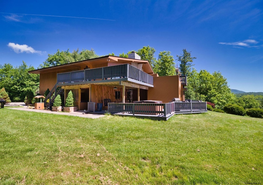 The Haüs Windham Spacious Suites Hot Tub Mountain Views - photo 94