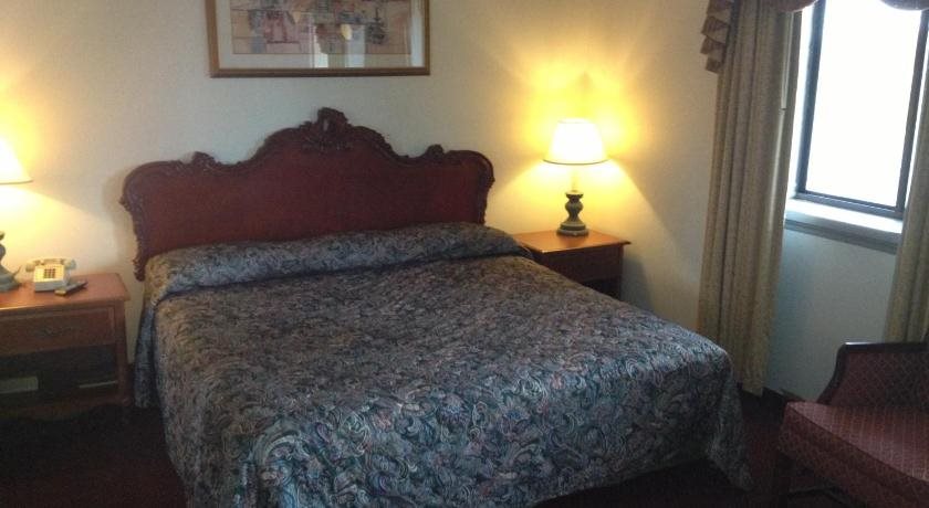 Embassy Motel in Franklin, United States