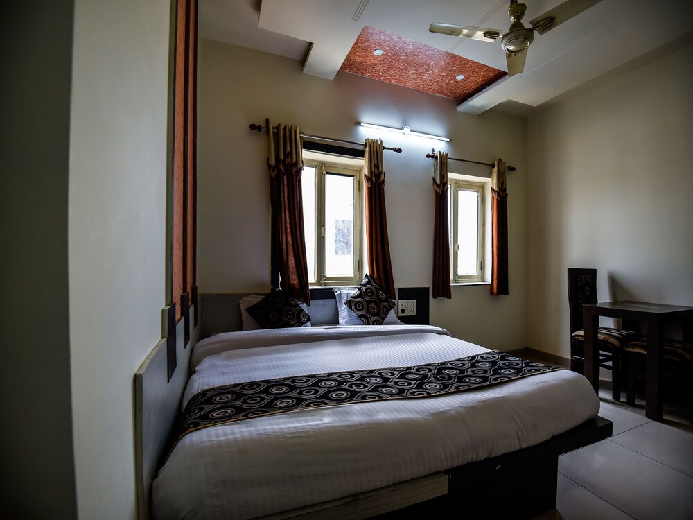 OYO 15769 Hotel Alpine Inn — Agra — photo 5