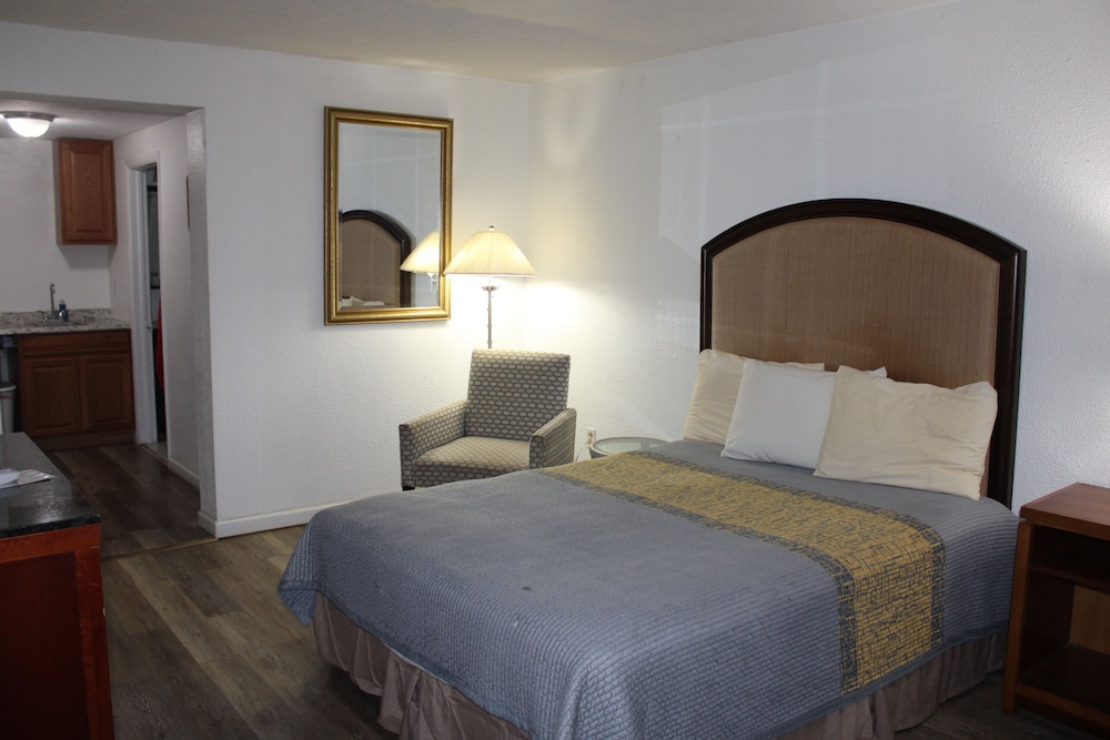 Ans Inn & Suites - photo 10
