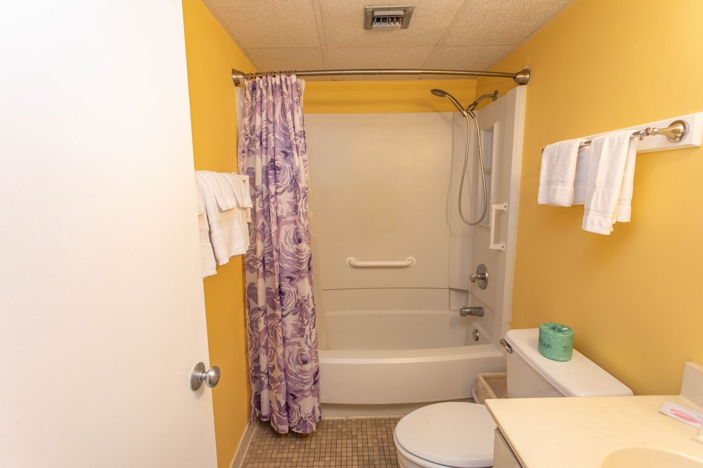 Royal Garden Resort 510 2 Bedroom Condo by RedAwning - photo 25