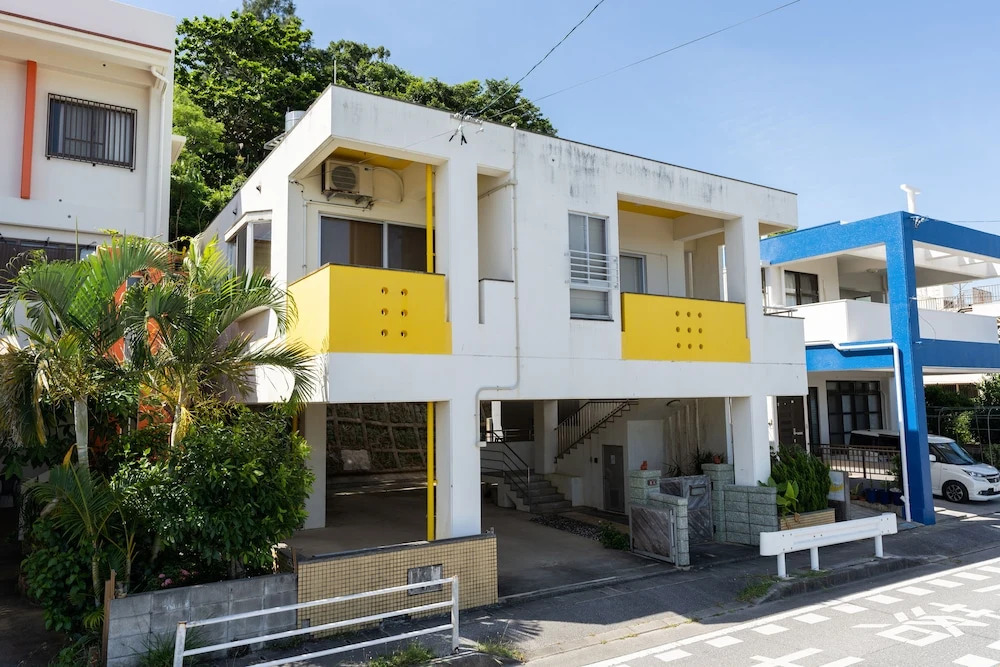 Guesthouse Senaga — 4-Star Luxury Hotel in Tomigusuku, Japan